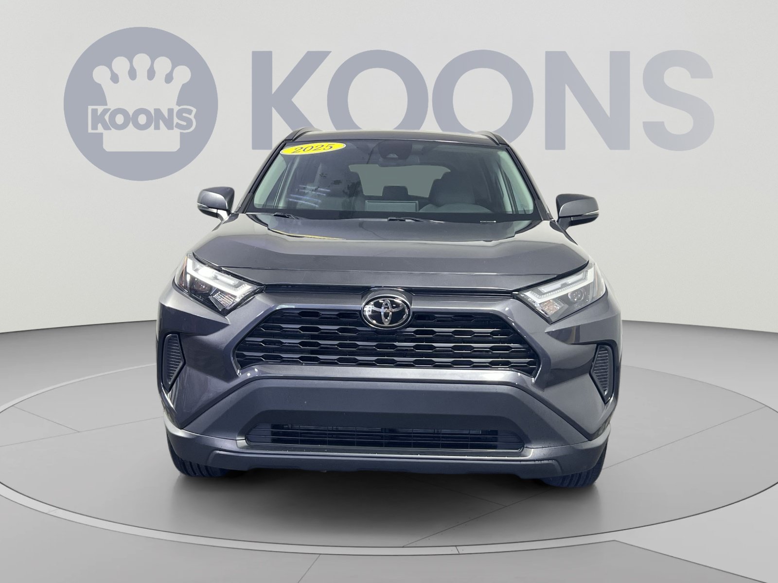 Used 2025 Toyota RAV4 XLE AWD/4WD image 11