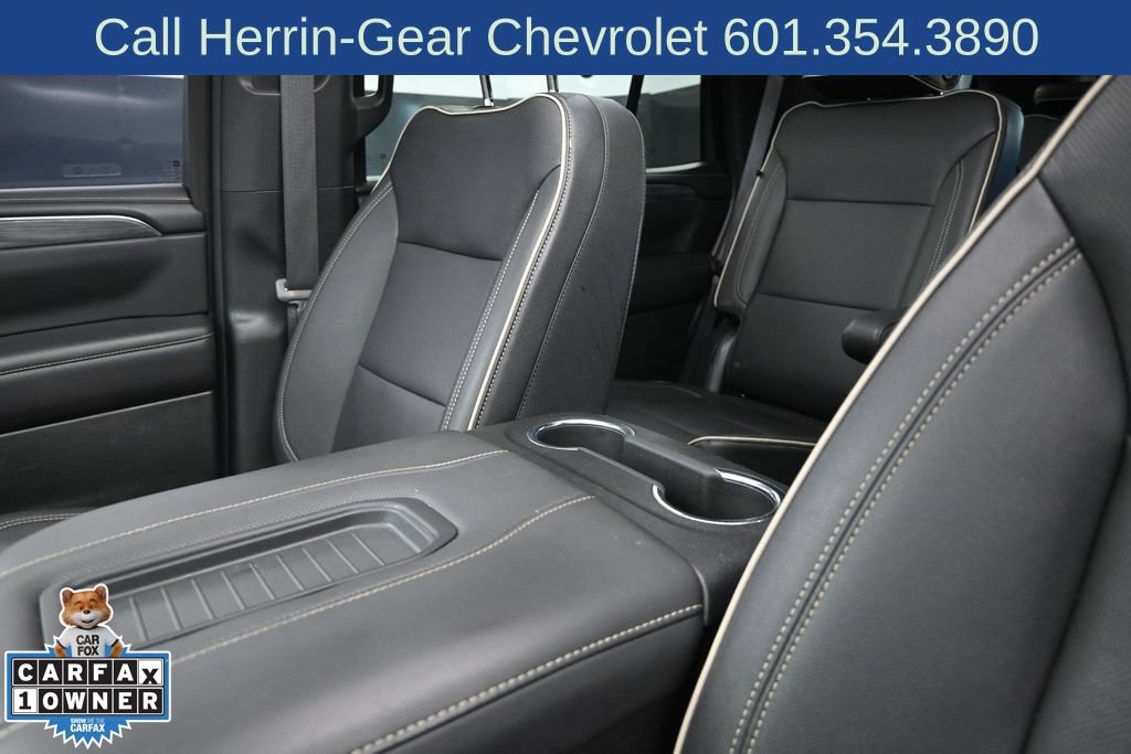 Used 2023 GMC Yukon SLT w/ SLT Premium Package RWD image 14