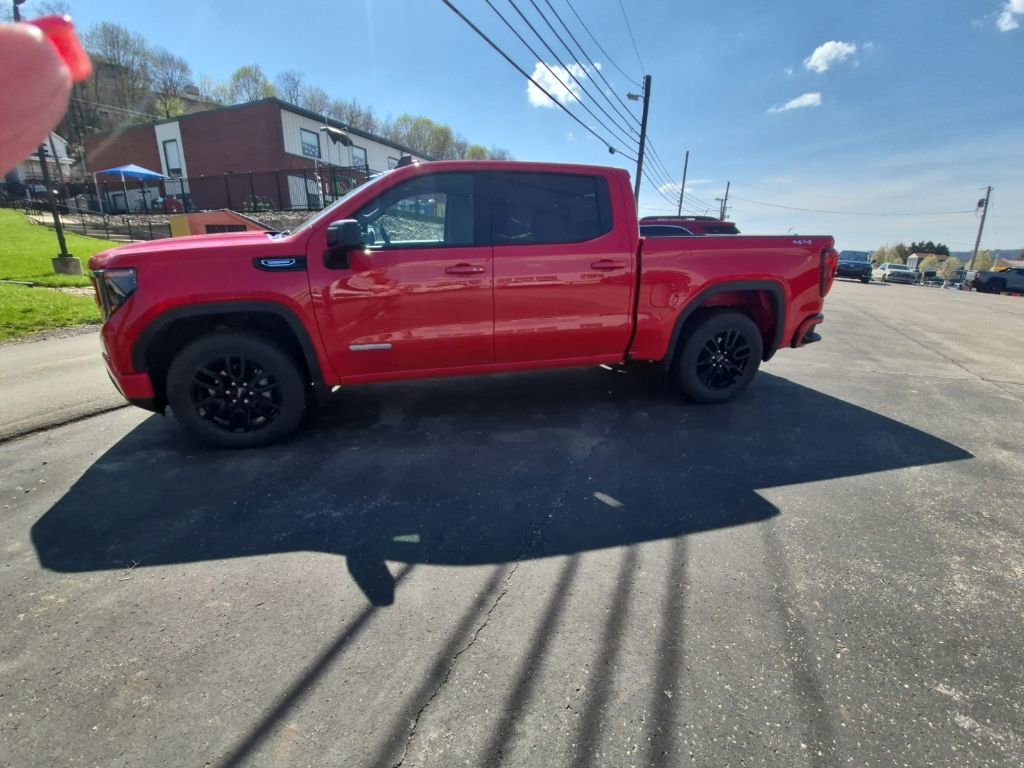 Used 2025 GMC Sierra 1500 Elevation image 4