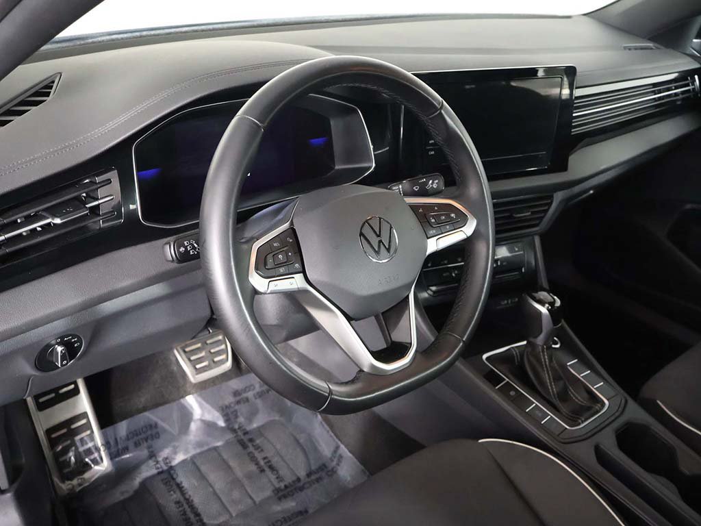 Used 2025 Volkswagen Jetta Sport FWD image 26