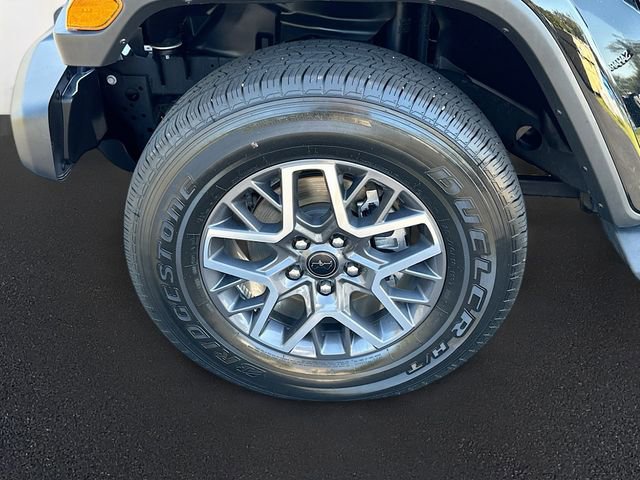 Used 2024 Jeep Wrangler Sahara w/ Technology Group image 30