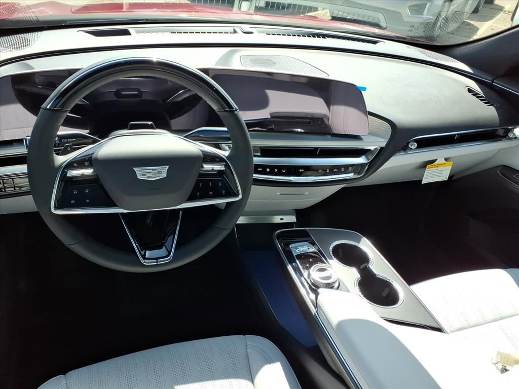 New 2026 Cadillac Lyriq Sport image 8