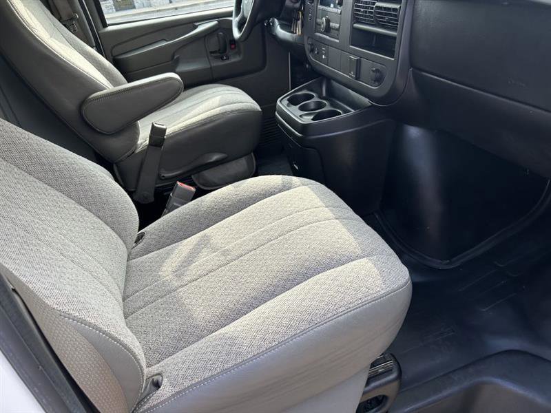 Used 2015 Chevrolet Express 2500 2500 Cargo image 10