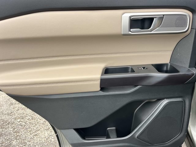 Used 2020 Ford Explorer Limited RWD image 20