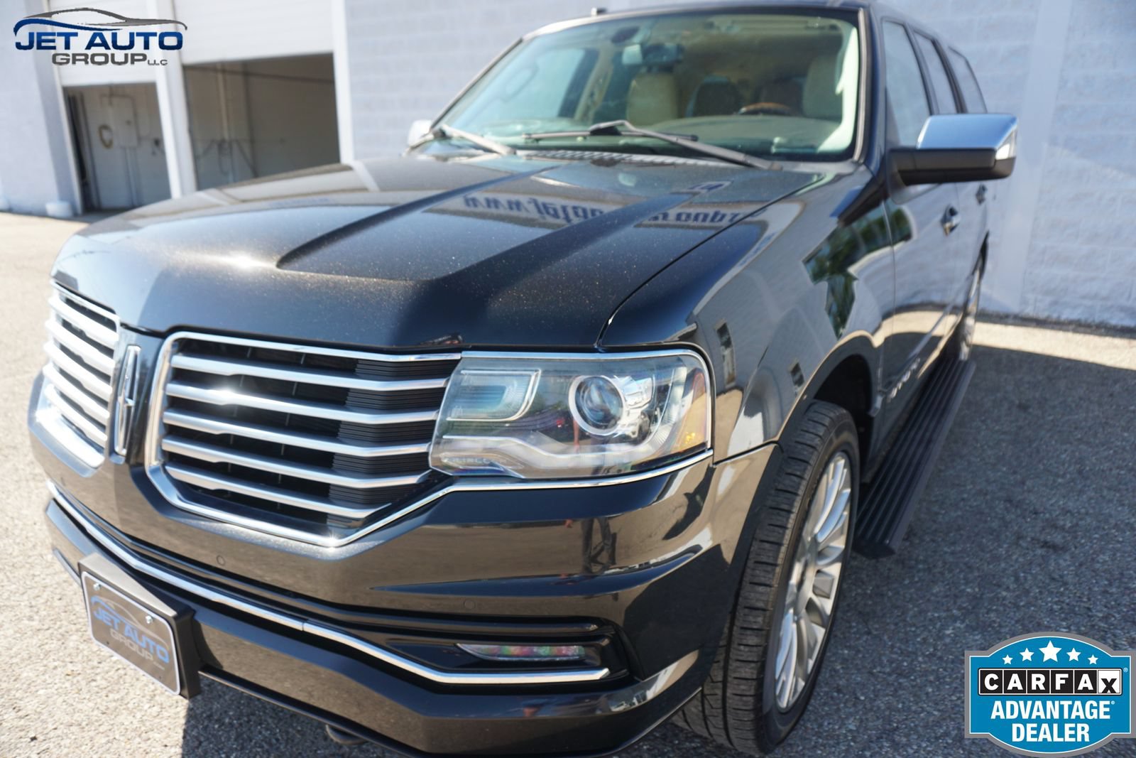 Used 2015 Lincoln Navigator 4WD w/ Equipment Group 101A Reserve image 5