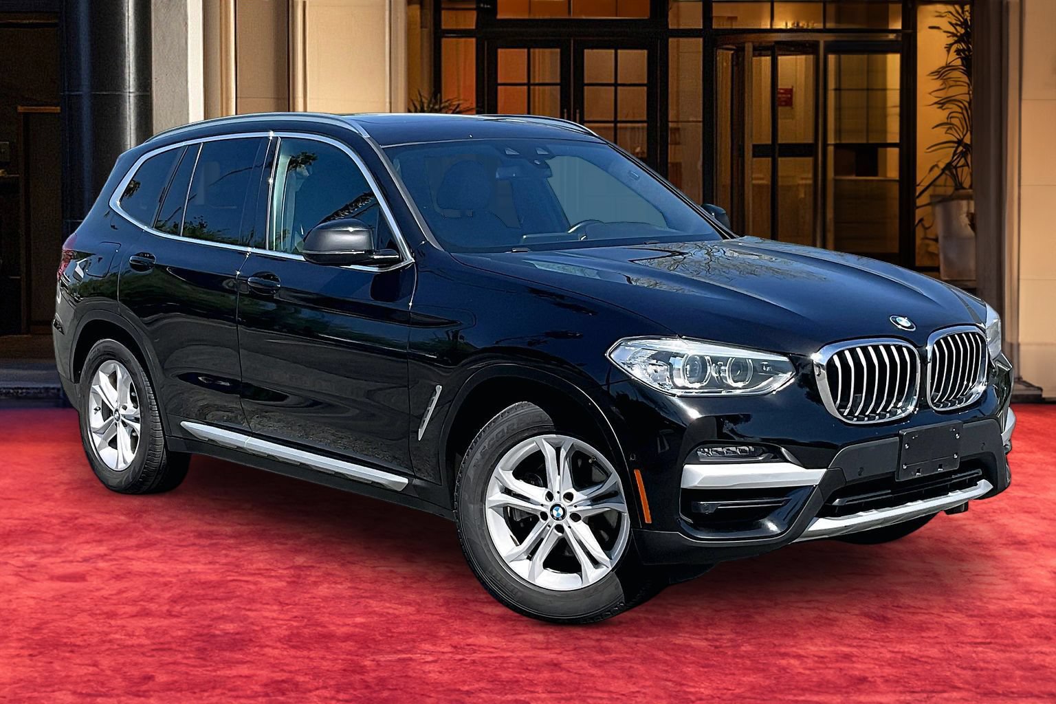Used 2021 BMW X3 xDrive30i AWD/4WD image 2