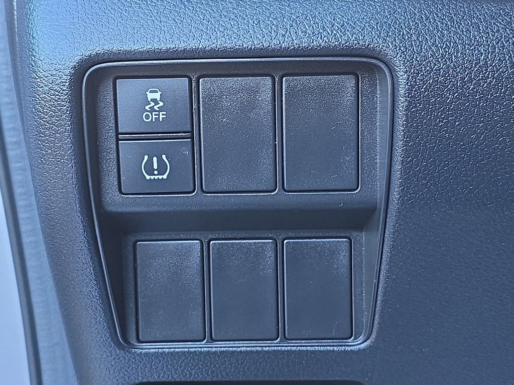 Used 2018 Honda CR-V LX image 27