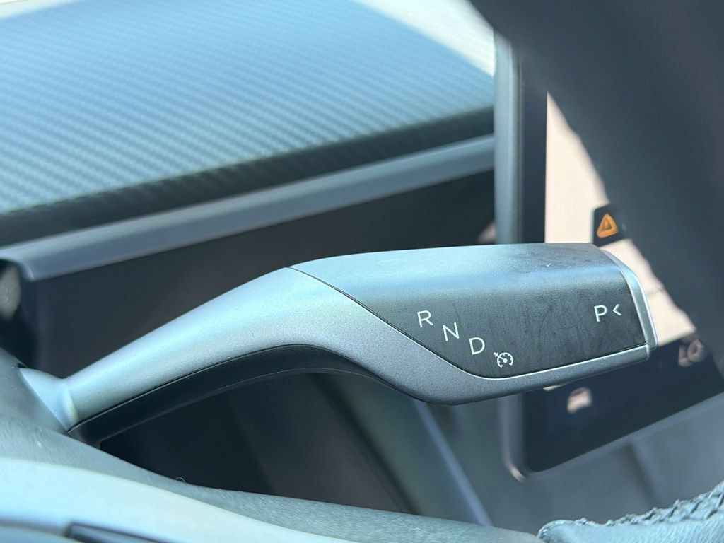 Used 2023 Tesla Model Y Long Range AWD/4WD image 22