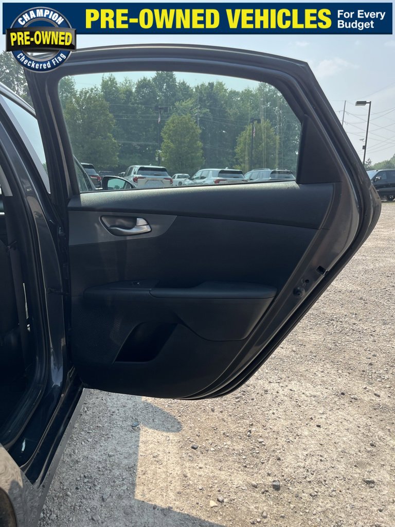 Used 2021 Kia Forte LXS image 24