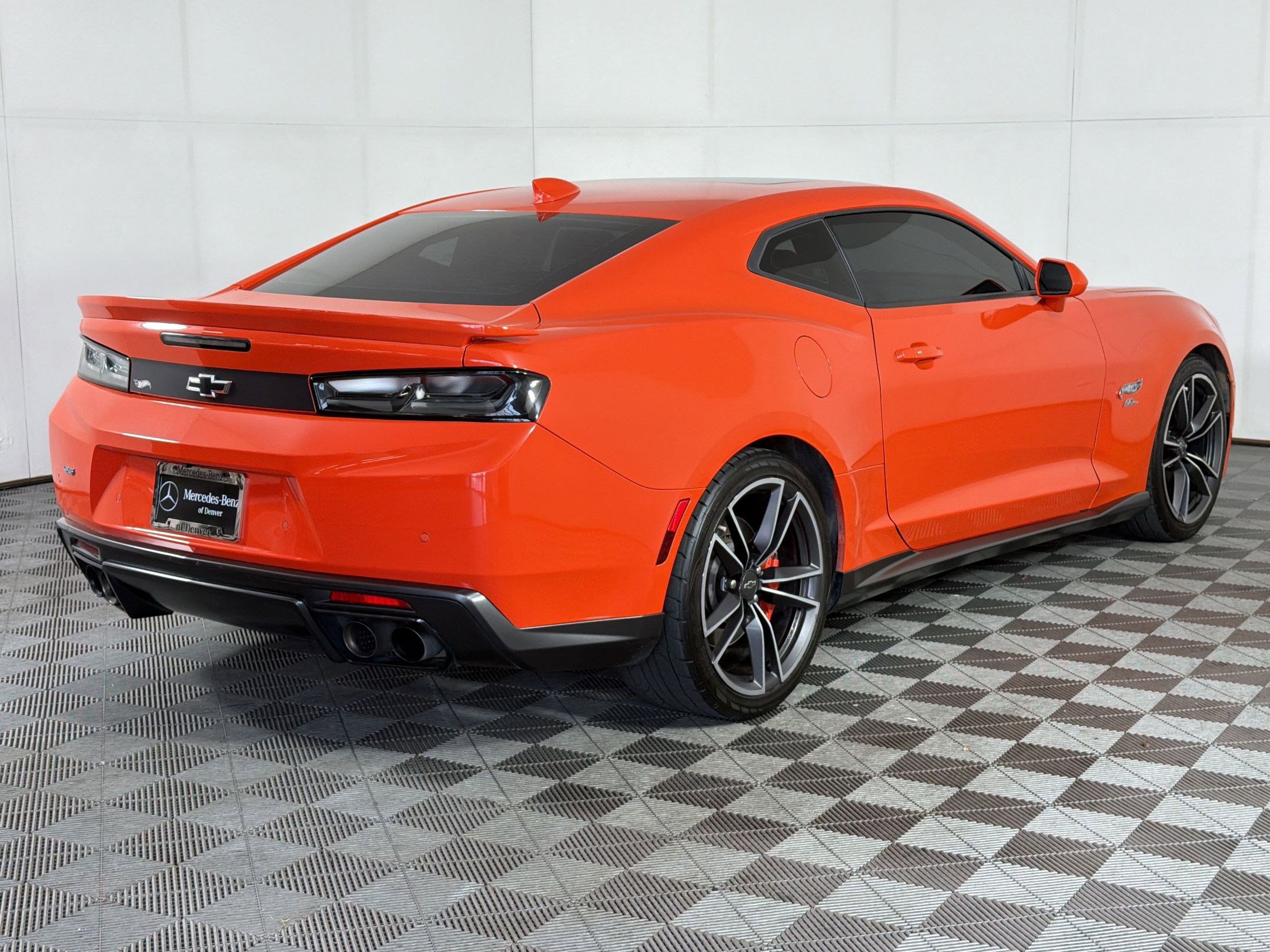 Used 2018 Chevrolet Camaro SS w/ Hot Wheels Edition image 9