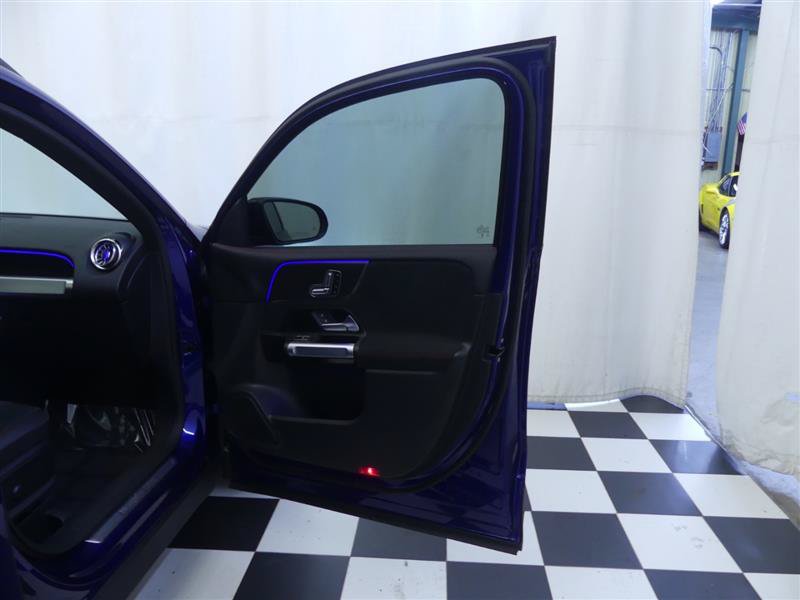 Used 2023 Mercedes-Benz GLB 250 w/ AMG Line image 23