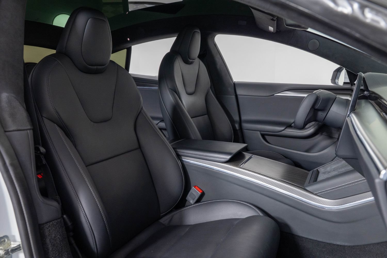 Used 2021 Tesla Model S Plaid image 28