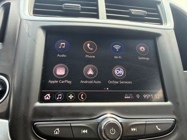 Used 2020 Chevrolet Sonic LT FWD image 25