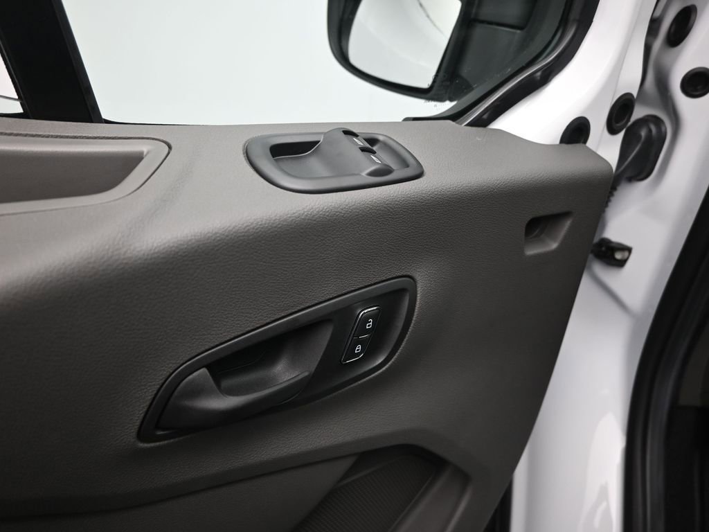 New 2026 Ford E-Transit 148 Medium Roof w/ Load Area Protection Package RWD image 9