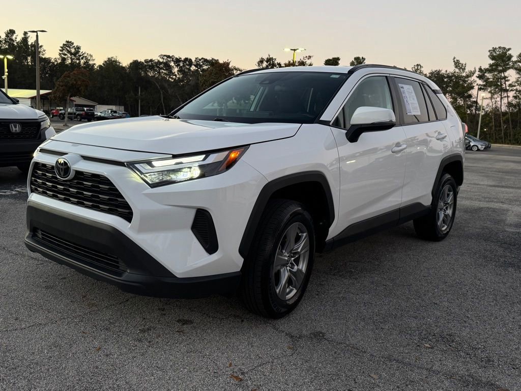 Used 2024 Toyota RAV4 XLE image 3