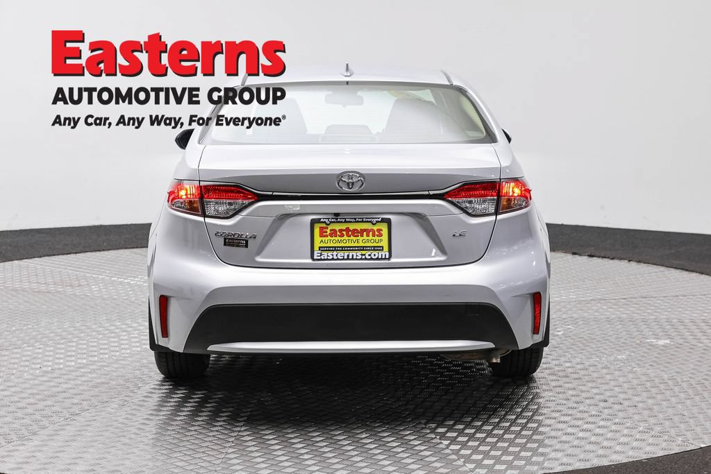 Used 2022 Toyota Corolla LE FWD image 6