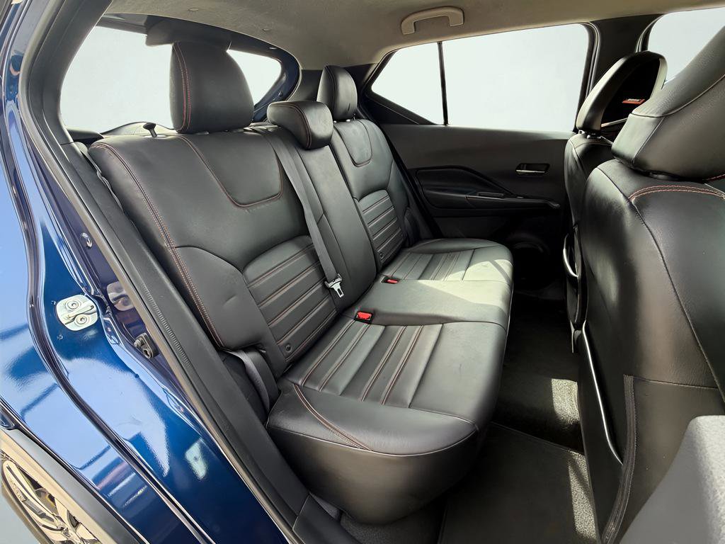 Used 2019 Nissan Kicks SR w/ SR Premium Package image 28