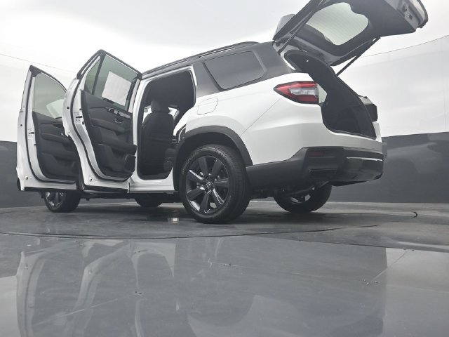 New 2026 Honda Pilot Sport image 54