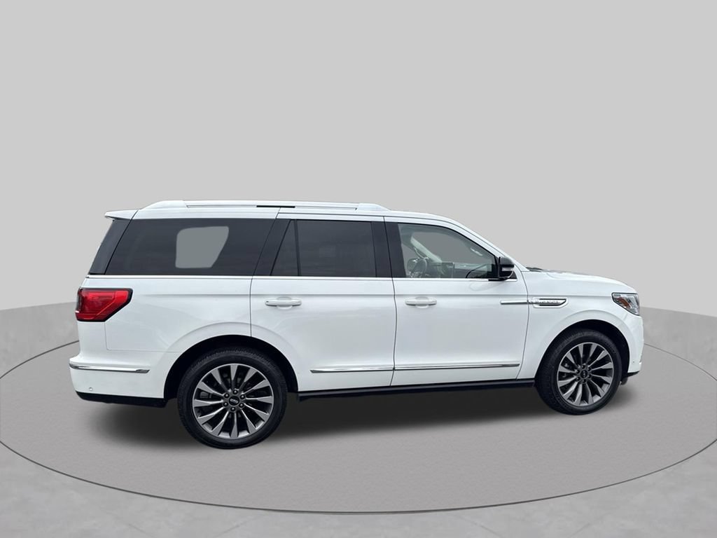 Used 2021 Lincoln Navigator Reserve w/ Luxury Package AWD/4WD image 8