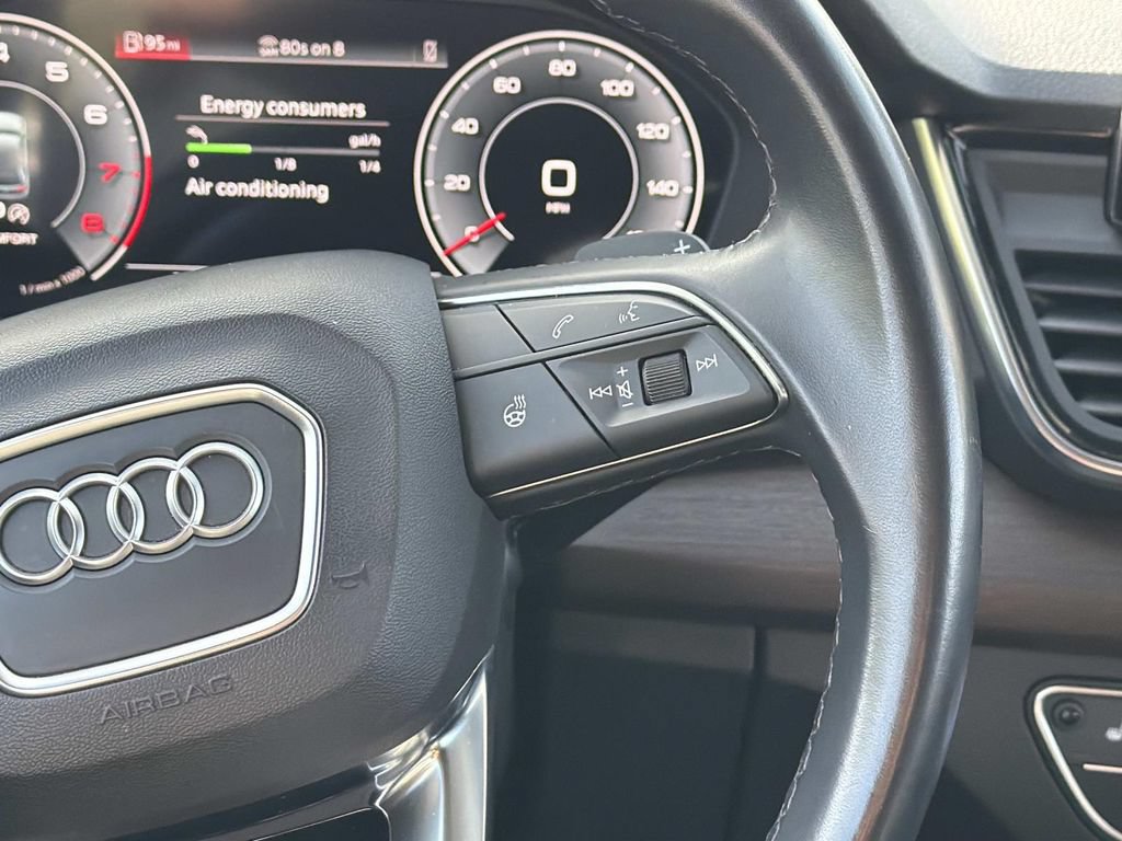 Used 2022 Audi Q5 2.0T Premium Plus w/ Premium Plus Package AWD/4WD image 9