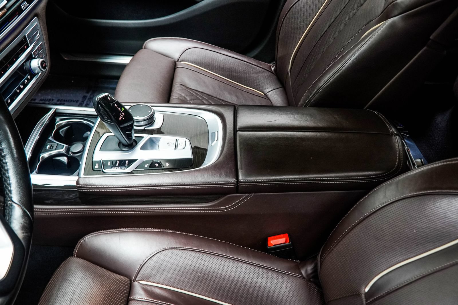 Used 2022 BMW 750i xDrive w/ Luxury Rear Seating Package AWD/4WD image 20
