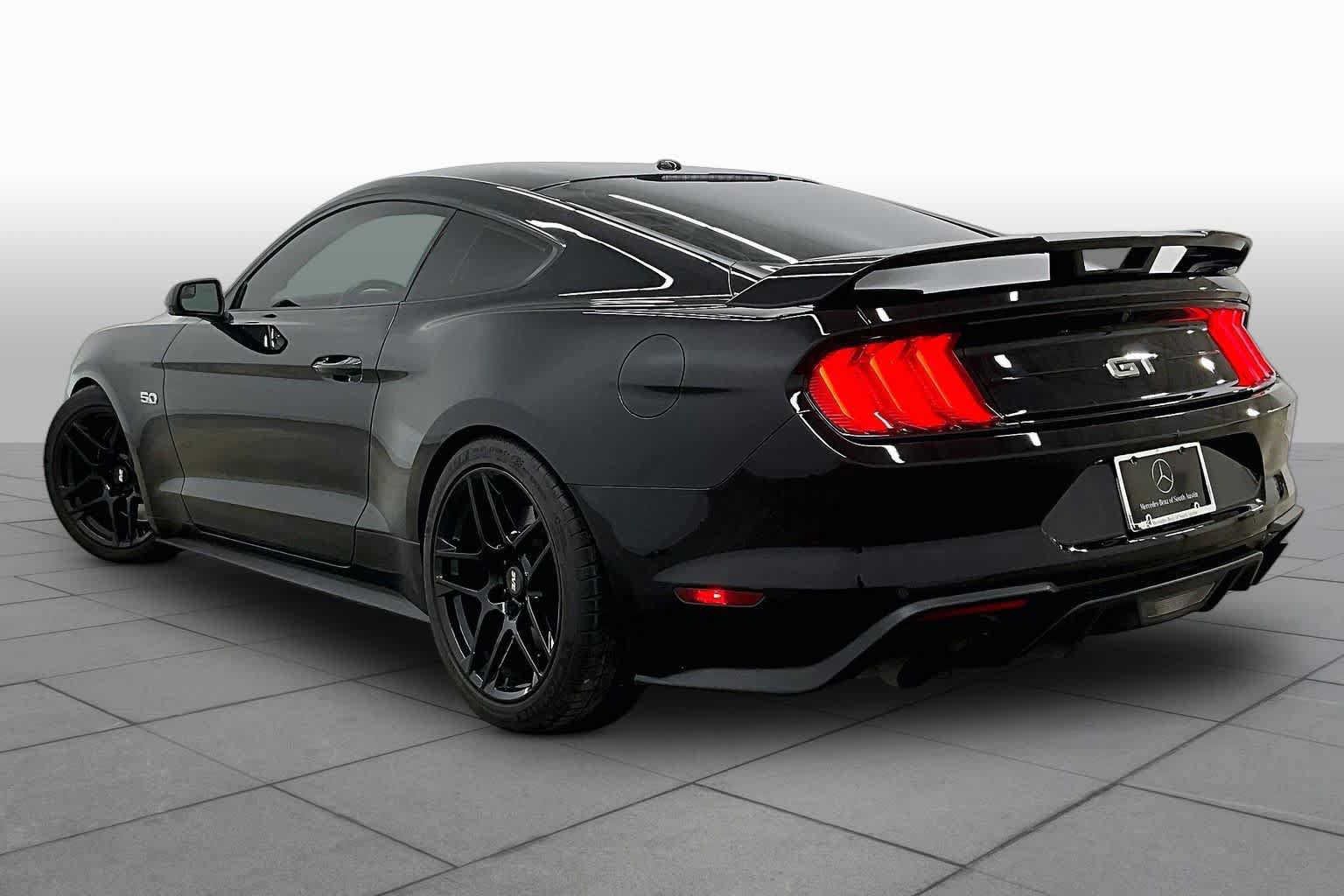 Used 2019 Ford Mustang GT w/ GT Performance Package RWD image 12