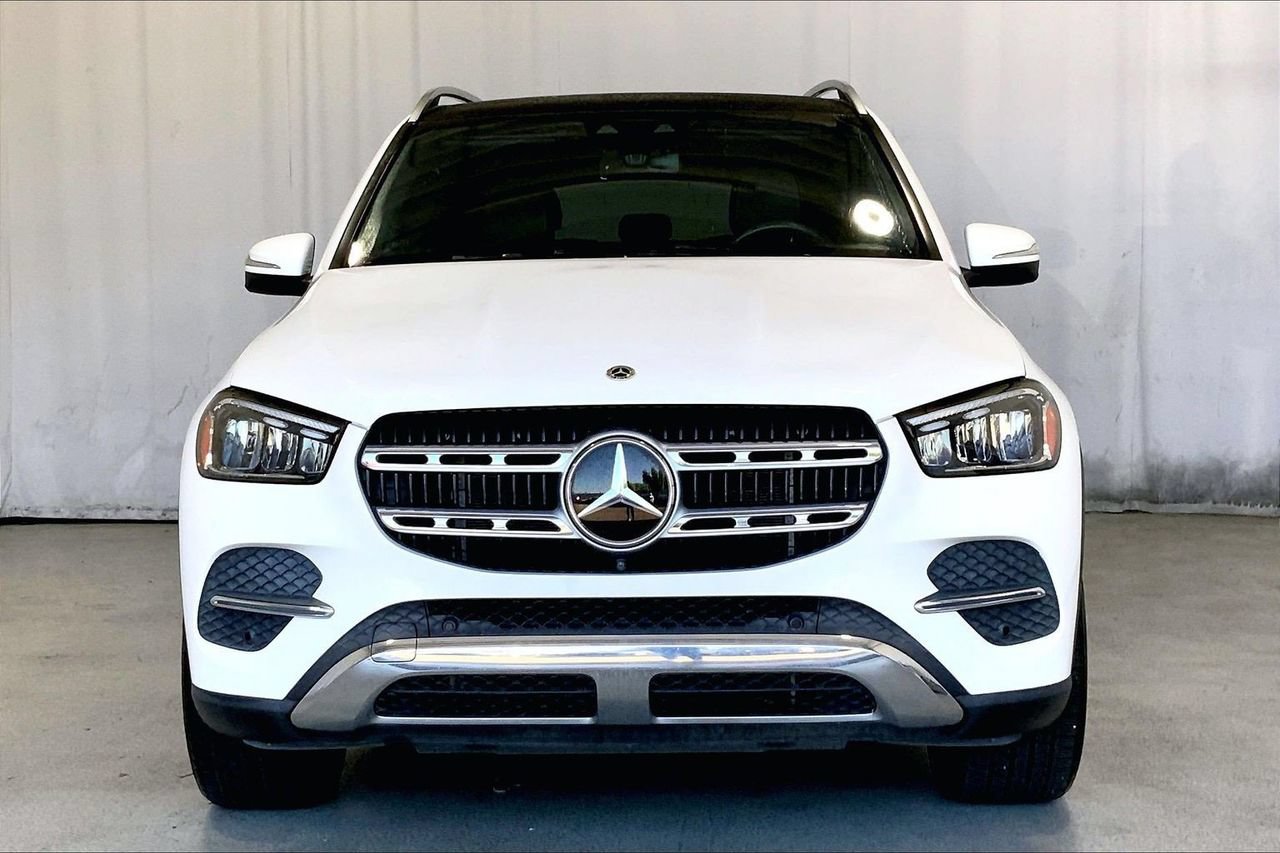 Used 2024 Mercedes-Benz GLE 350 4MATIC w/ 3rd Row Seat Package image 2