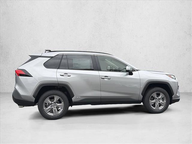 New 2025 Toyota RAV4 XLE image 4