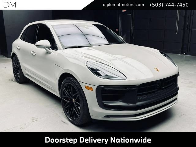 Used 2022 Porsche Macan GTS AWD/4WD image 9