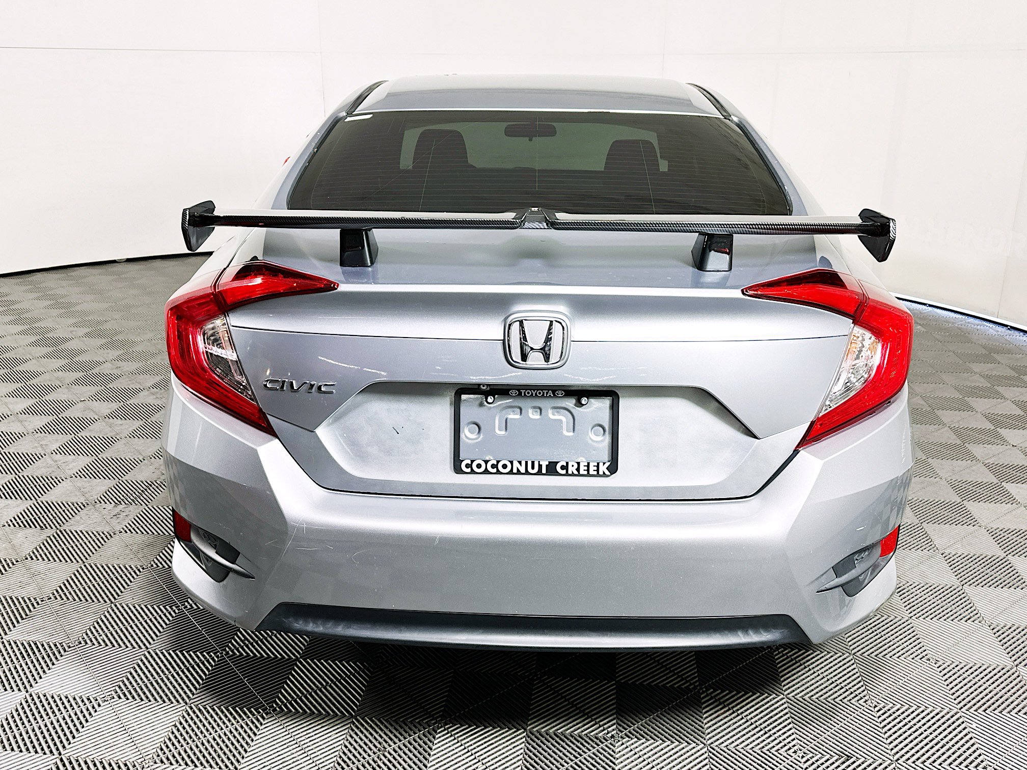 Used 2016 Honda Civic LX image 4