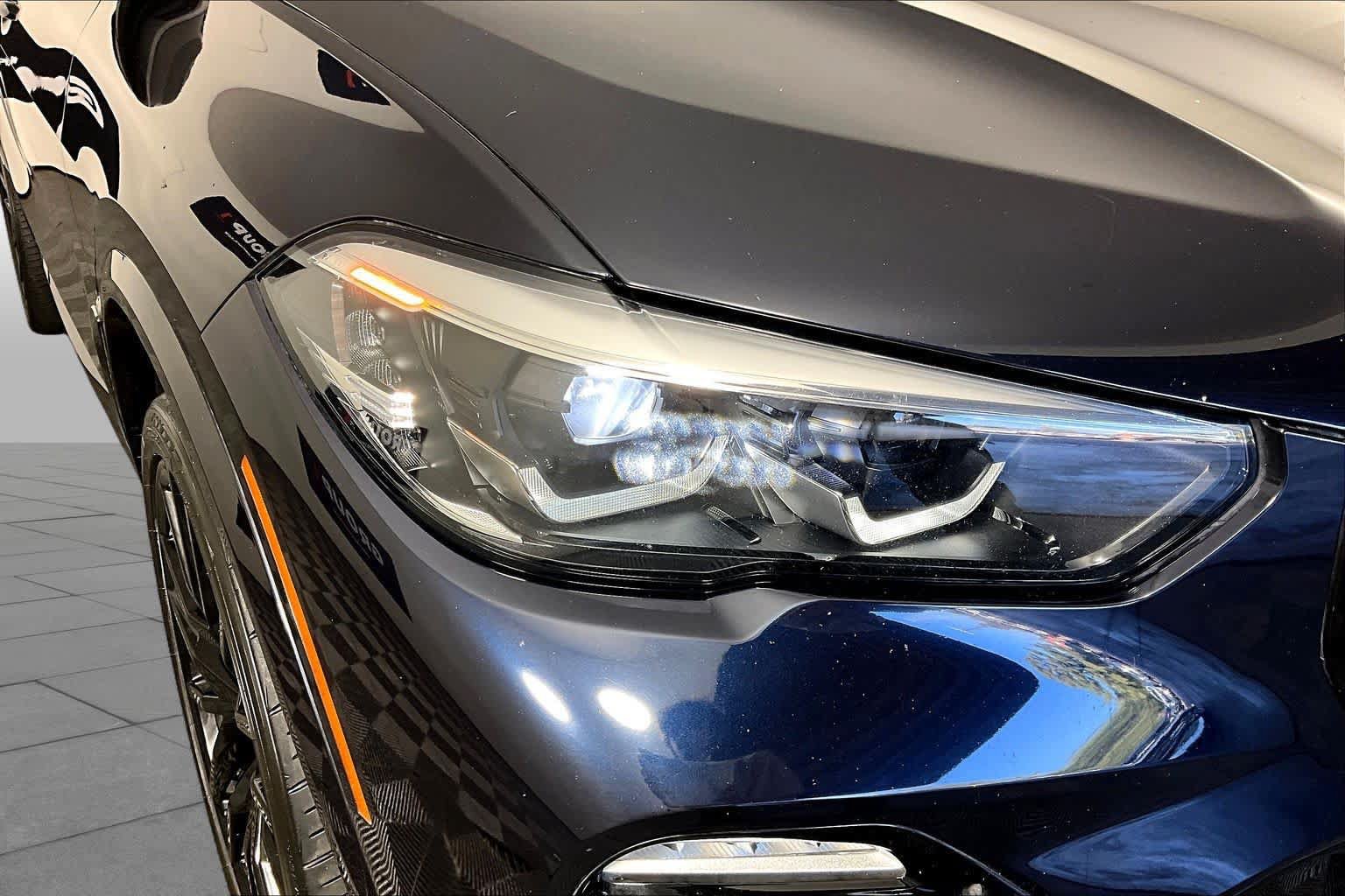 Used 2020 BMW X5 M50i w/ Premium Package AWD/4WD image 26