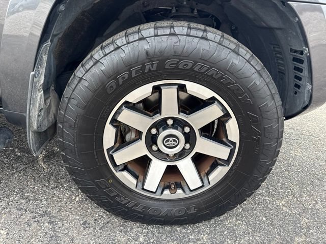 Used 2019 Toyota 4Runner TRD Off-Road Premium AWD/4WD image 14