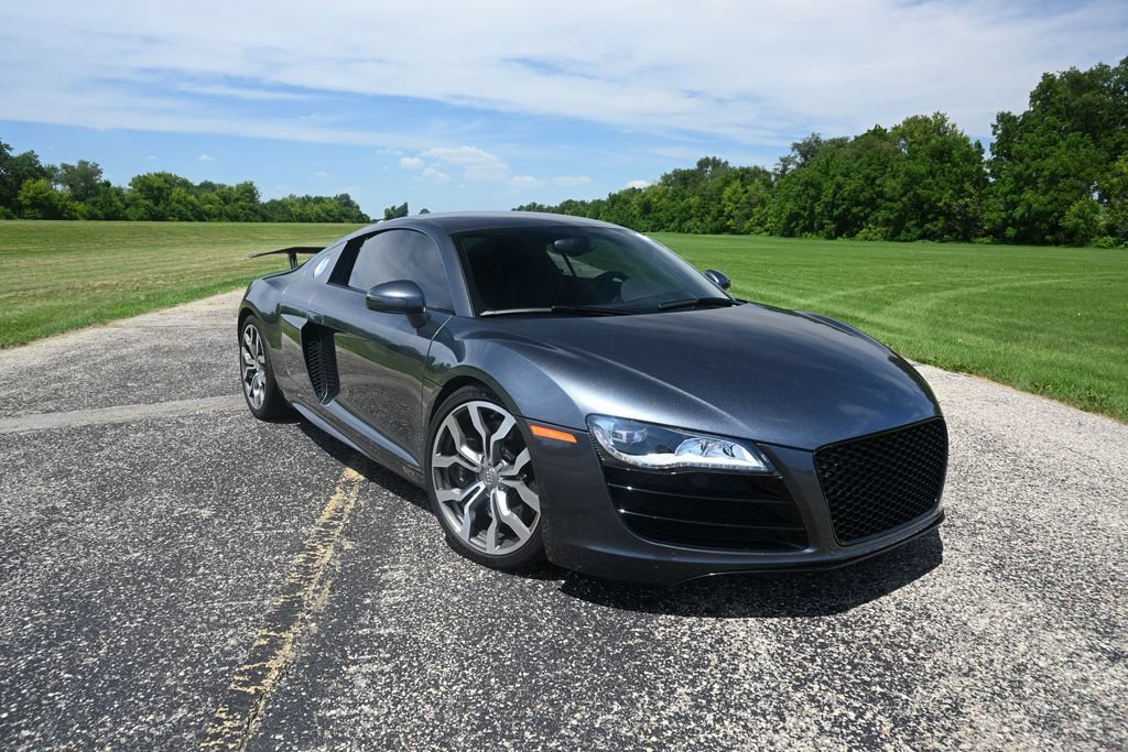 Used 2011 Audi R8 V10 AWD/4WD image 8