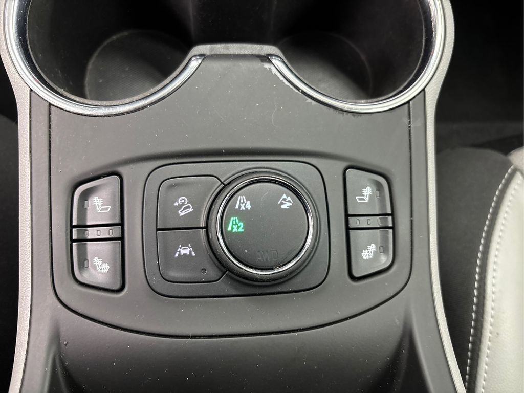 Used 2022 GMC Terrain SLT image 35