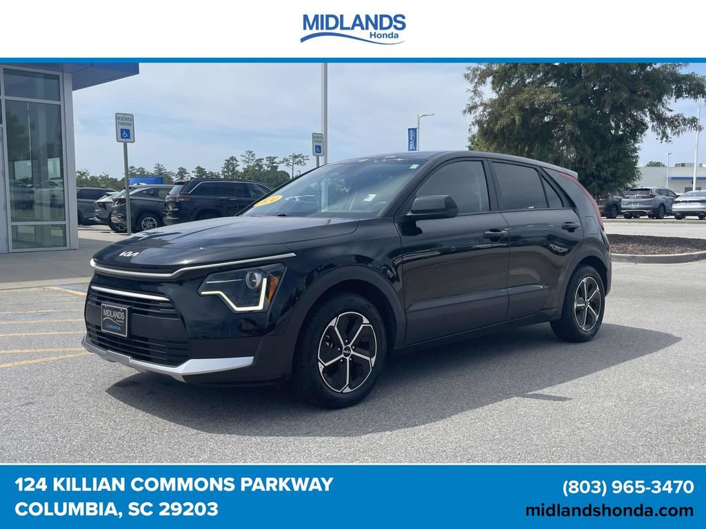 Used 2024 Kia Niro LX FWD image 3