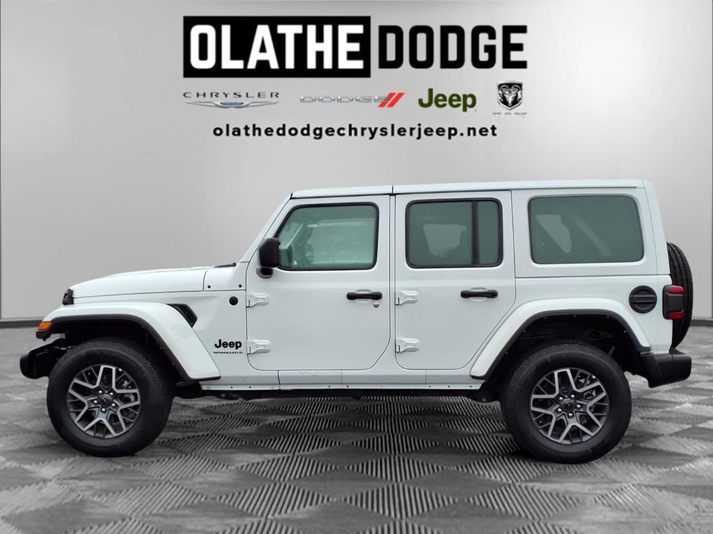 Used 2025 Jeep Wrangler Sahara image 19