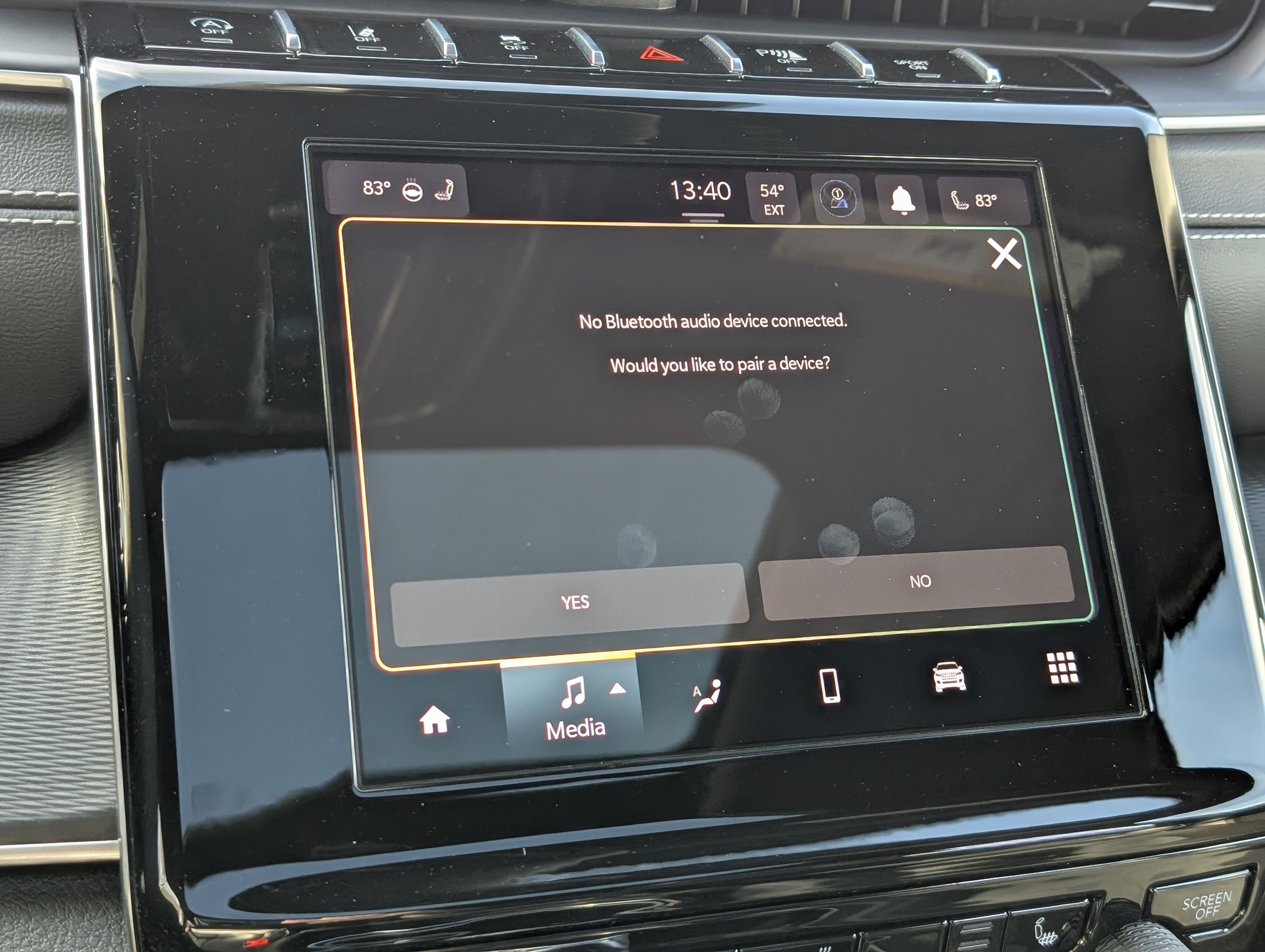 Used 2024 Jeep Grand Cherokee Altitude image 29