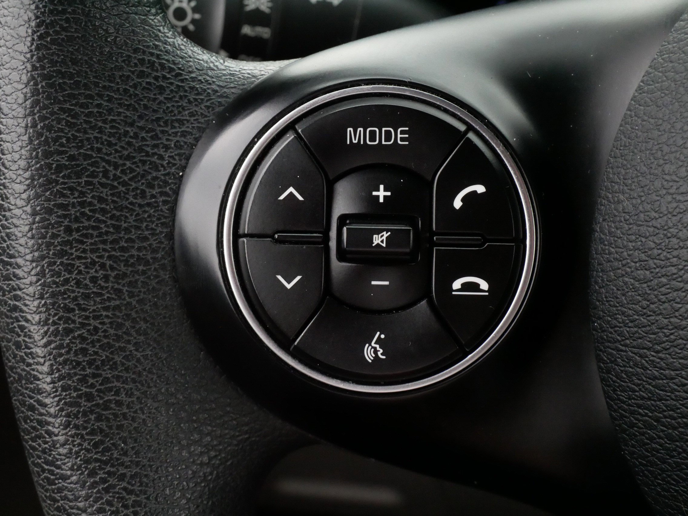 Used 2020 Kia Soul S FWD image 26