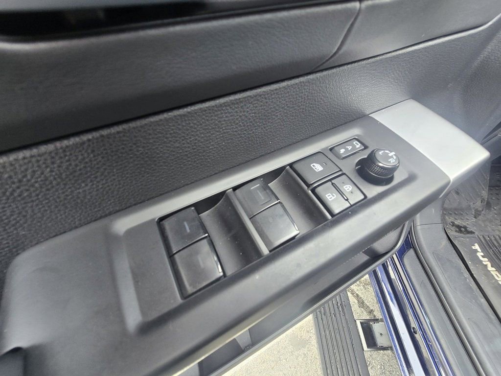 Used 2024 Toyota Tundra Platinum image 21