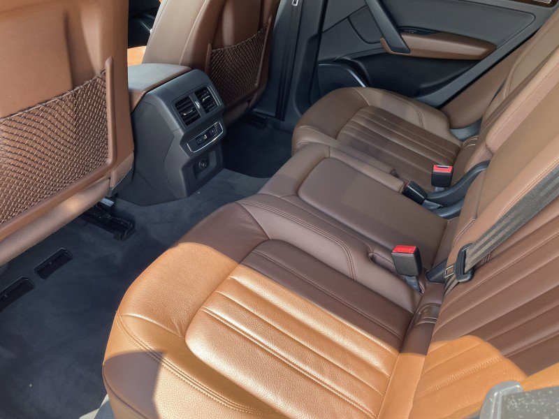 Used 2020 Audi Q5 2.0T Premium w/ Convenience Package image 12