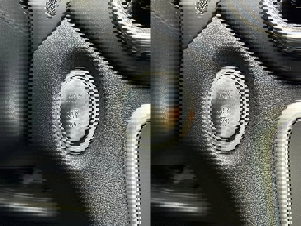 Used 2019 Mercedes-Benz GLA 250 GLA 250 image 25