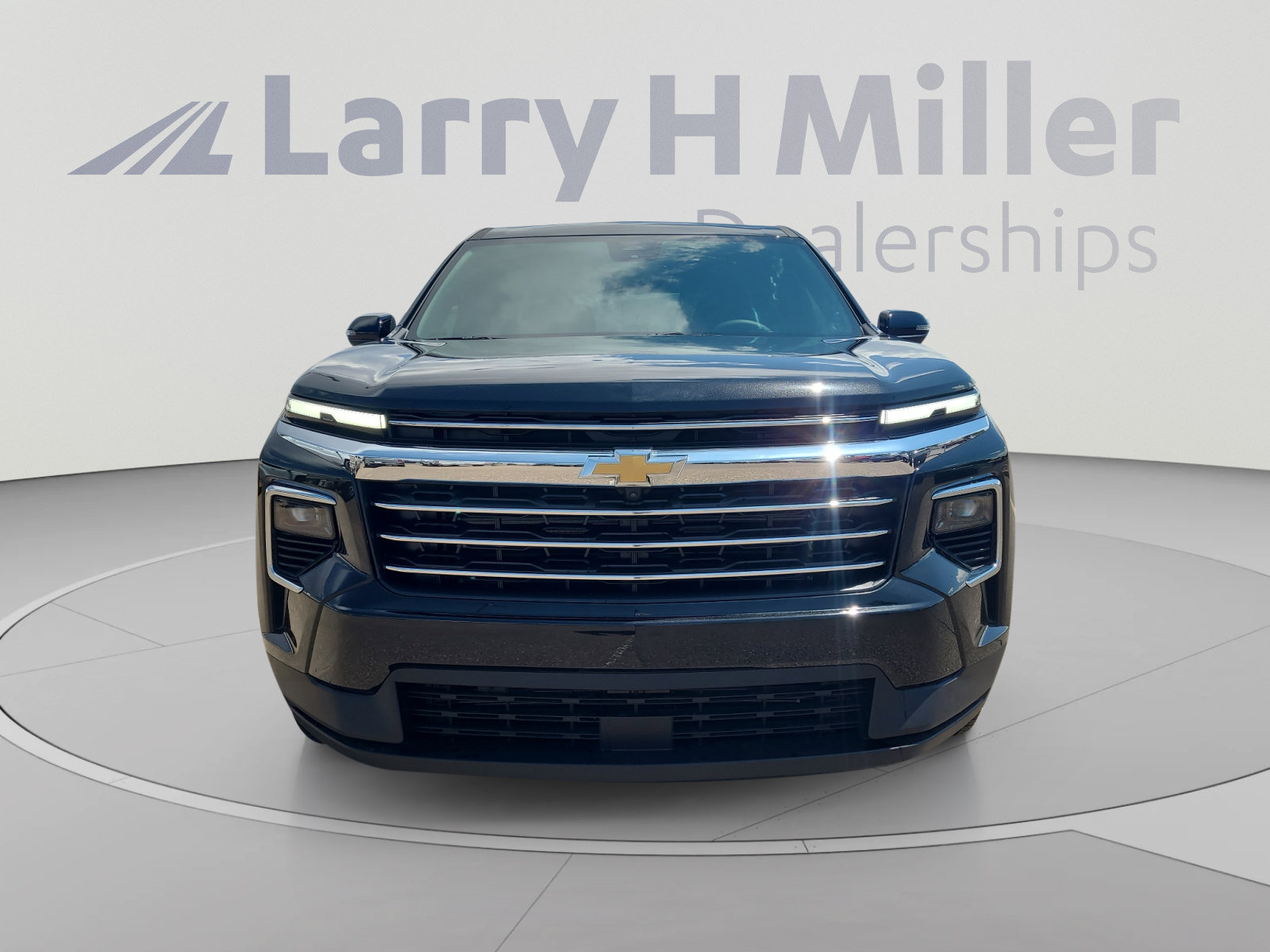 Used 2026 Chevrolet Traverse LT w/ Driver Confidence Package AWD/4WD image 8