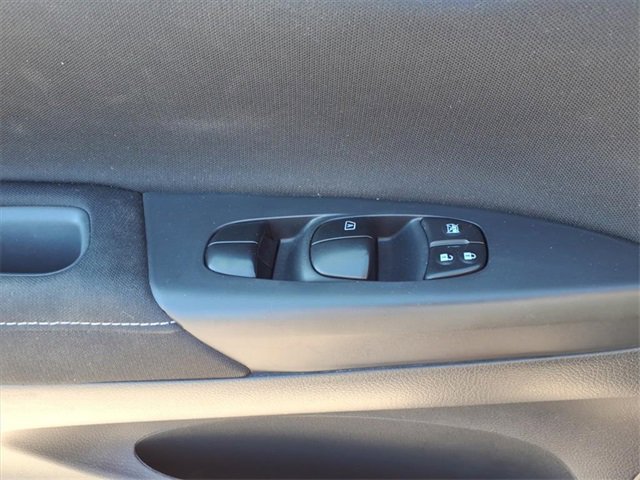 Used 2015 Nissan Sentra SV image 28