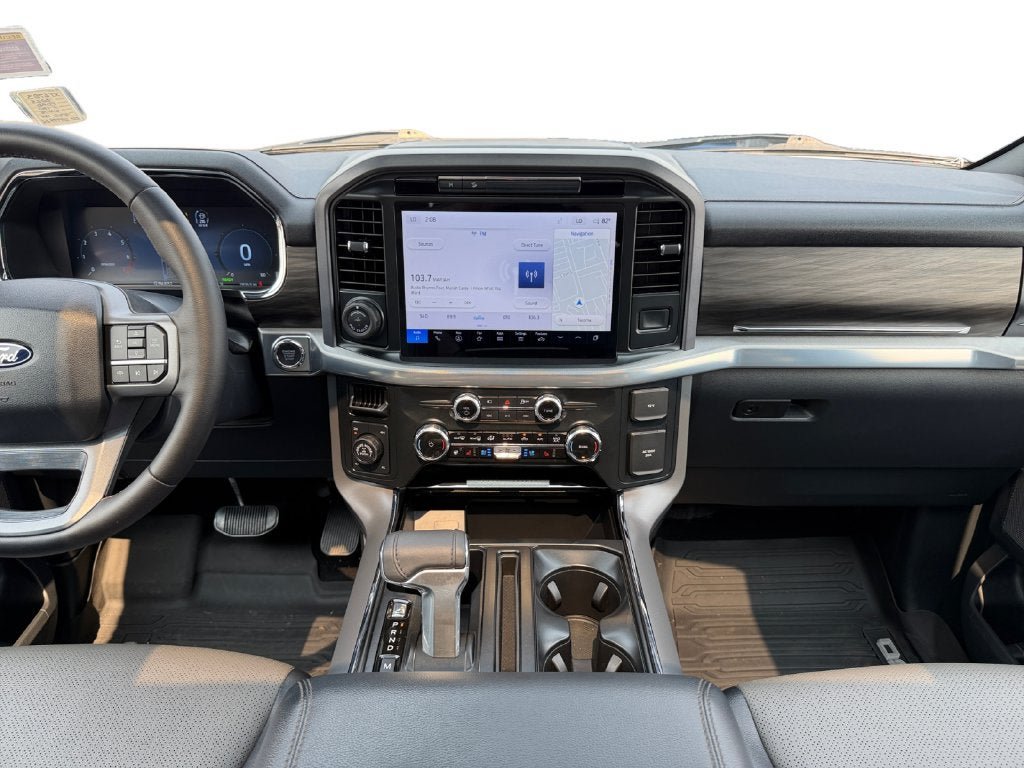 Used 2025 Ford F150 Lariat w/ FX4 Off-Road Package AWD/4WD image 16