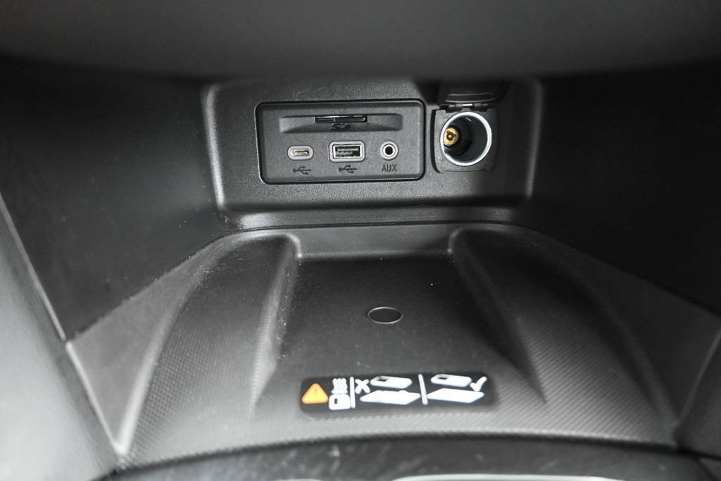Used 2022 Chevrolet Equinox Premier FWD image 30