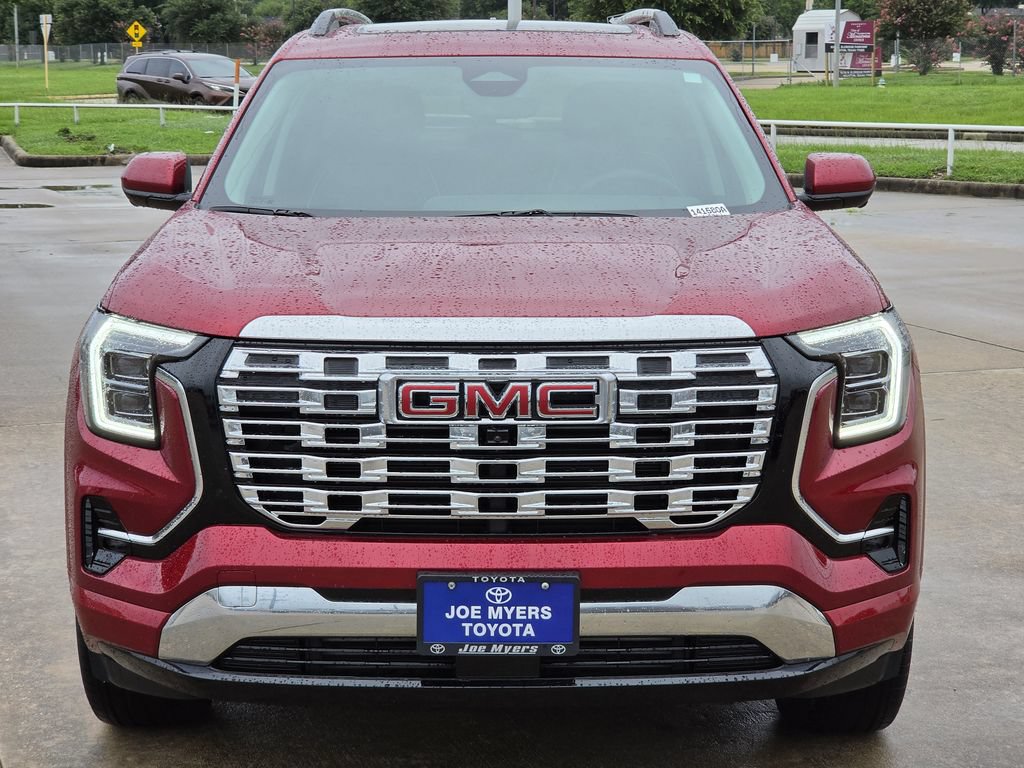 Used 2026 GMC Terrain Denali AWD/4WD image 3