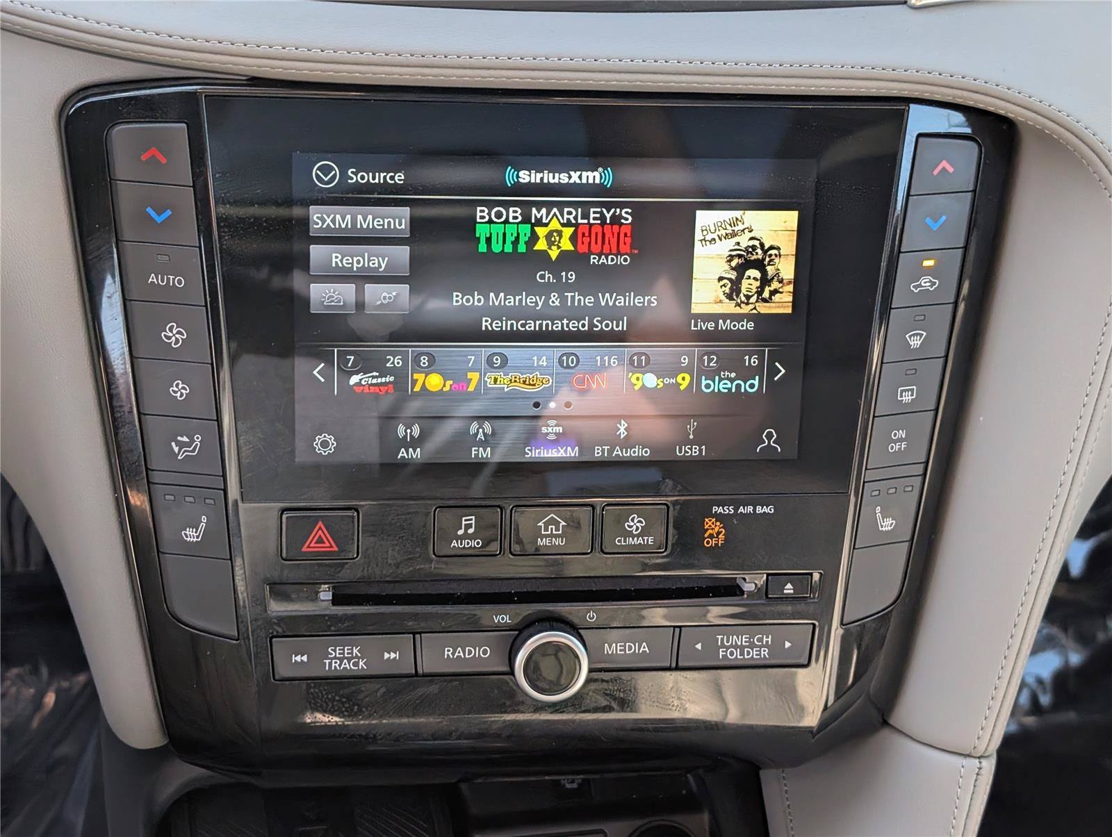 Used 2023 INFINITI QX50 Luxe AWD/4WD image 30