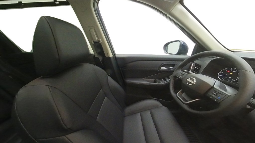 New 2026 Nissan Rogue SV w/ SV Premium Package image 27
