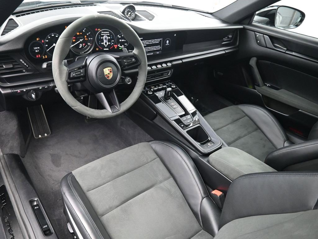 Used 2023 Porsche 911 Carrera 4 GTS image 4