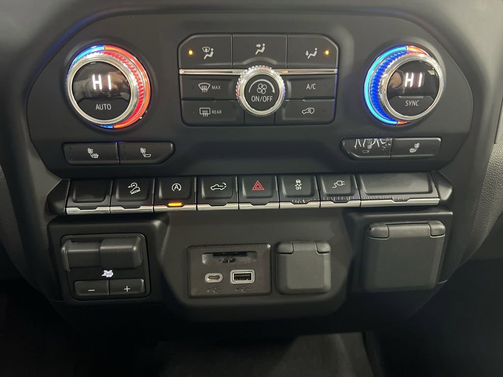 Certified 2019 GMC Sierra 1500 SLT w/ X31 Off-Road Package image 11